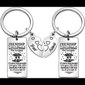 Friendship Gifts, 2 Pcs Best Friend Keychains Key Rings Keyring